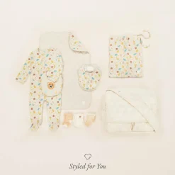 Guess Gifts*Ivory Quilted Changing Bag (36cm)