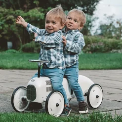 Vilac Gifts*Ivory Ride-On Vintage Car (76cm)